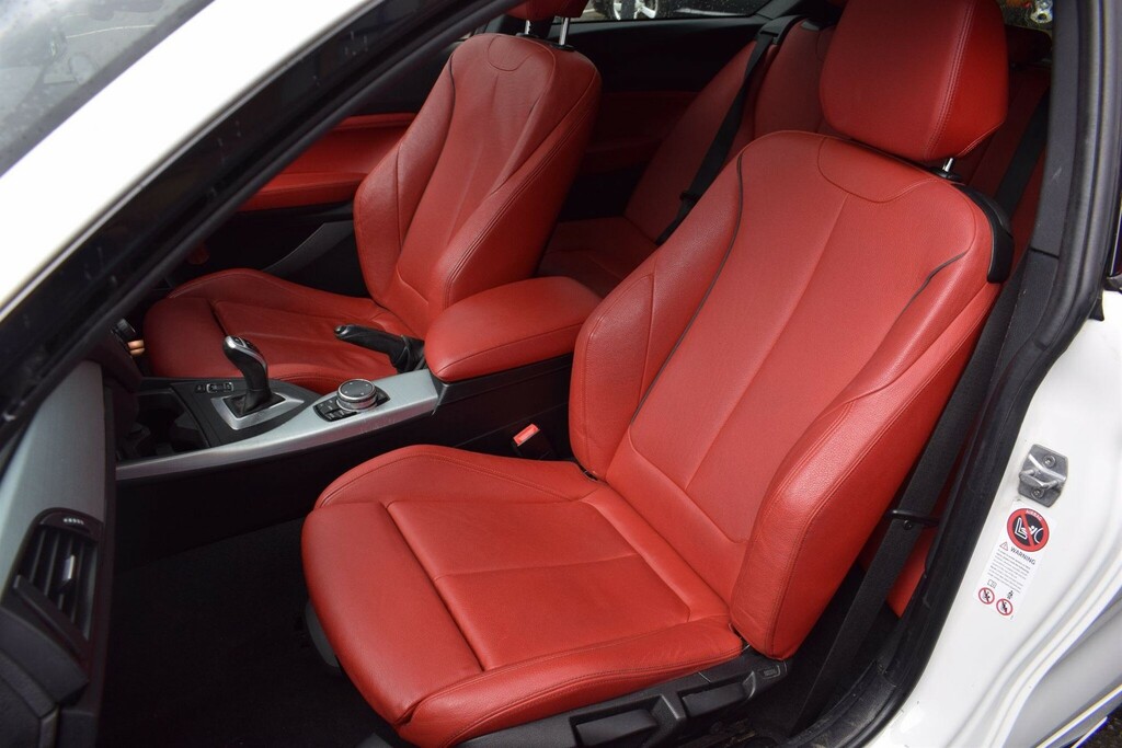 BMW 1 Series 1.6L M Sport Blue #28