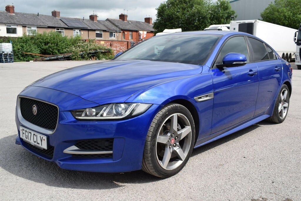 Jaguar XE 2.0D 240 R-sport Awd Black #12