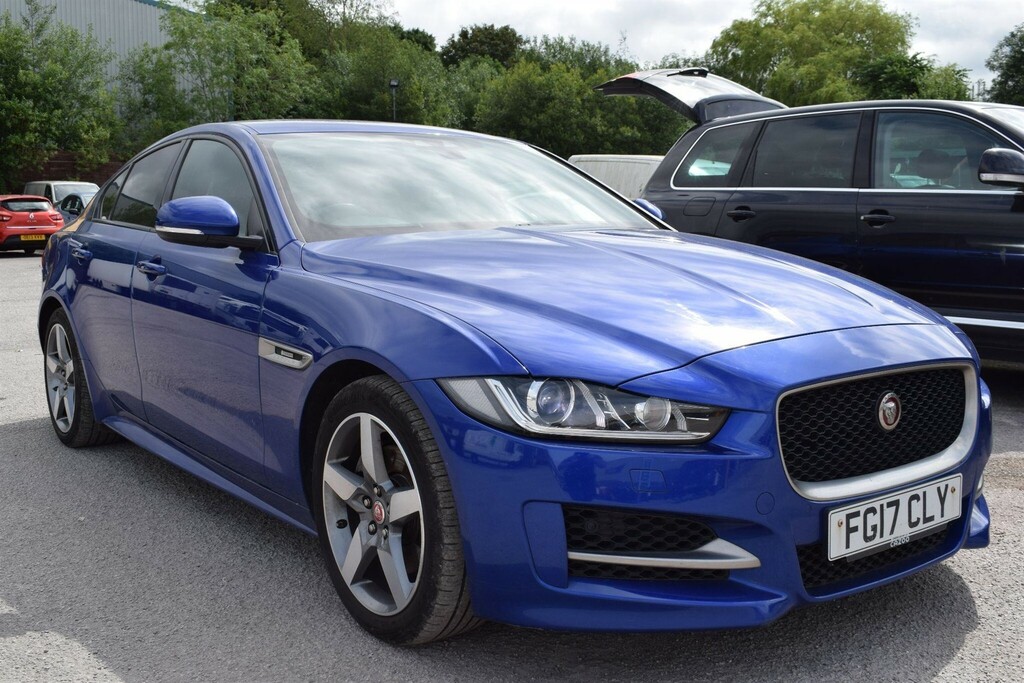 Jaguar XE 2.0D 240 R-sport Awd Black #7