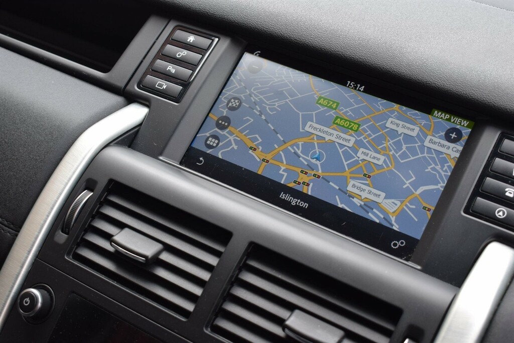 Land Rover Discovery Sport Automatic Grey #32