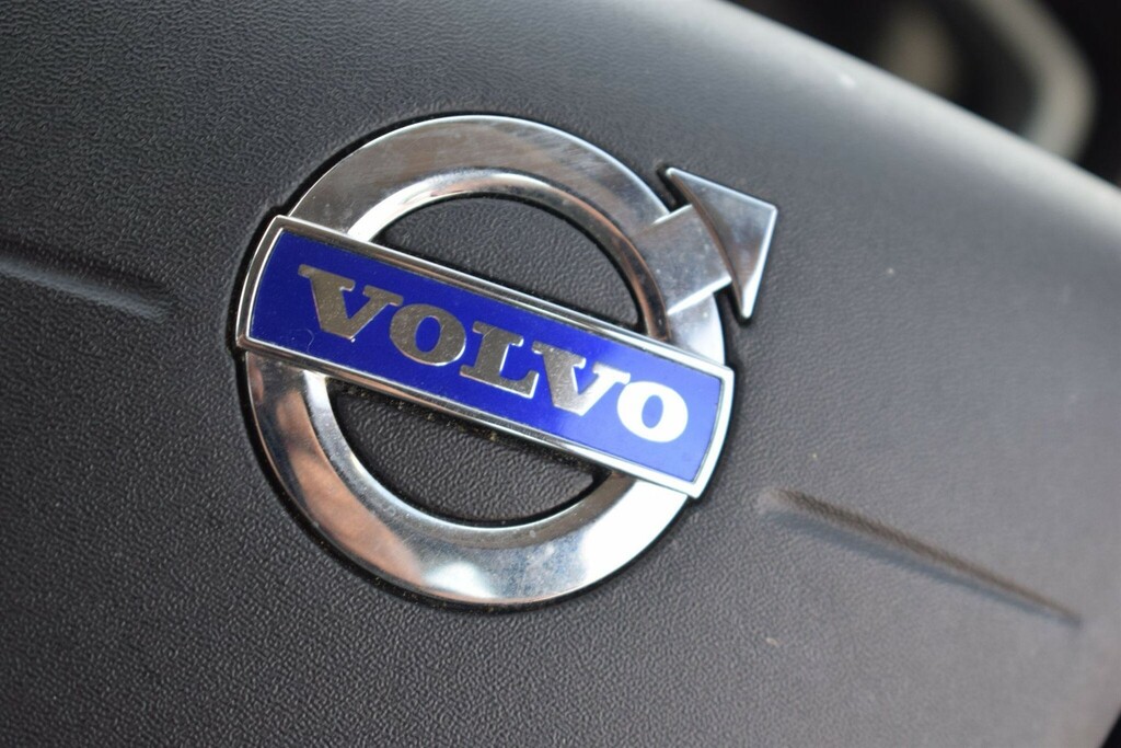 Volvo V40 2.0 D2 R-design Lux Euro 6 Ss White #25