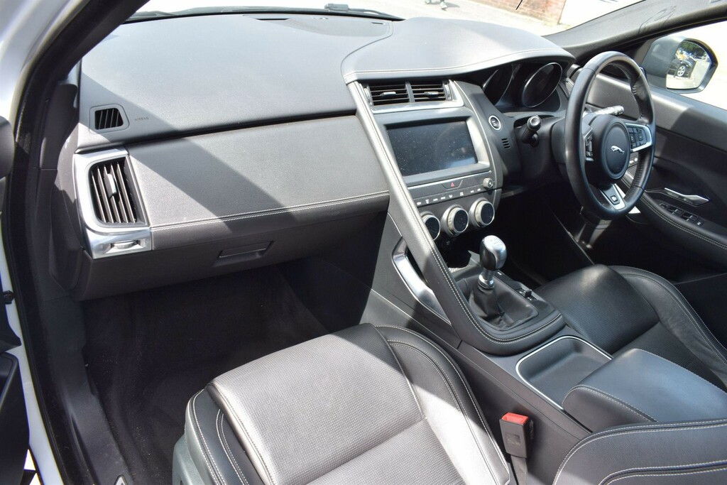 Jaguar E-Pace 2.0 R-dynamic Hse - 2019 19 Grey #24