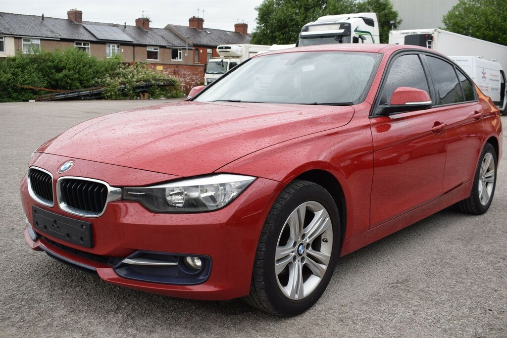 BMW 3 Series Saloon Blue #10