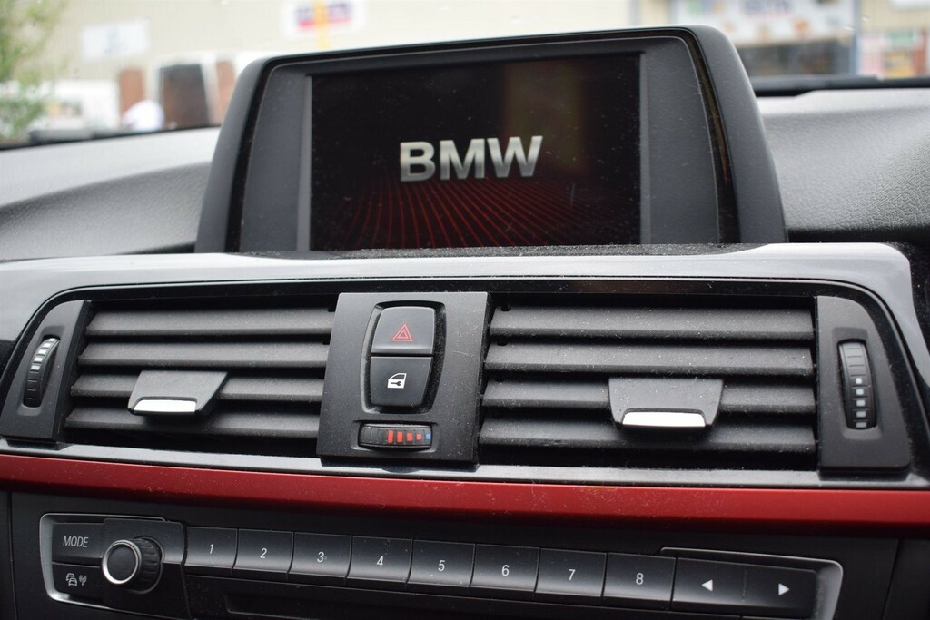 BMW 3 Series Saloon Blue #23
