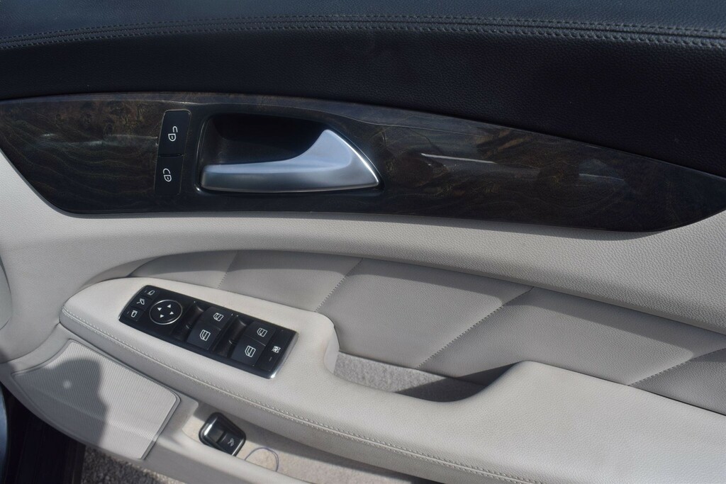 Mercedes-Benz CLS Cls350 Cdi V6 Blueefficiency Grey #36
