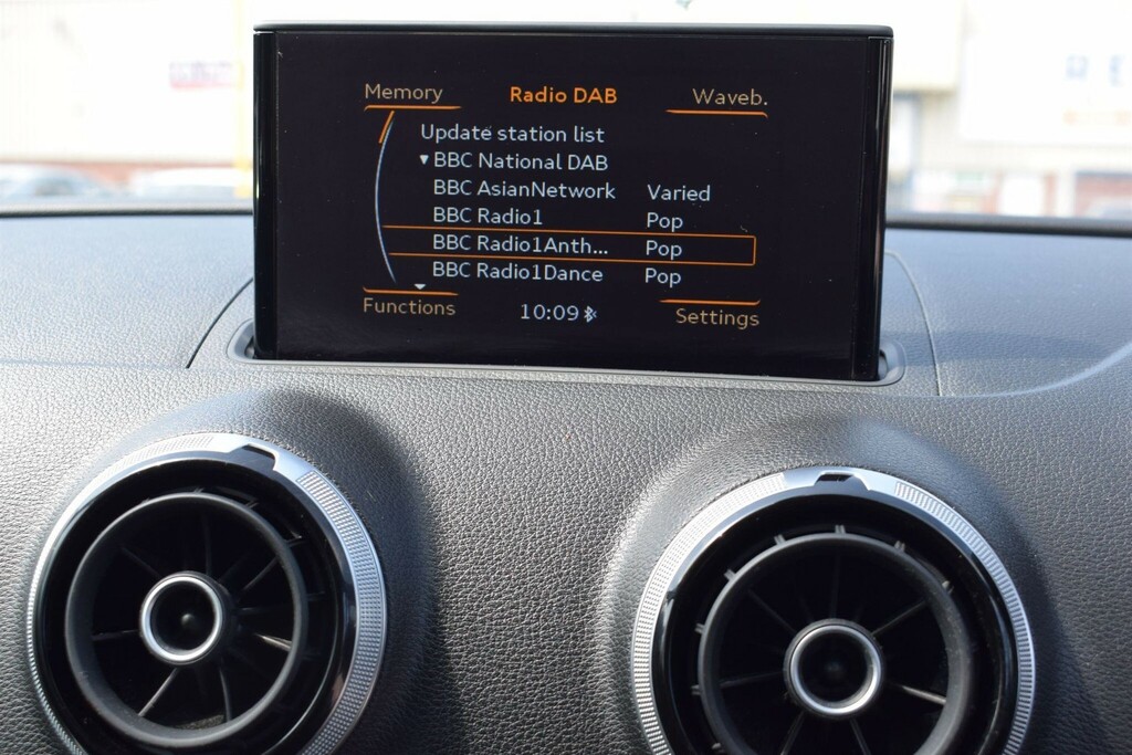 Audi A3 1.4 Tfsi Cod Se Sportback S Tronic Euro 6 Ss White #31