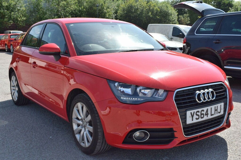 Audi A1 1.4 Tfsi Sport Sportback S Tronic Euro 5 Ss Red