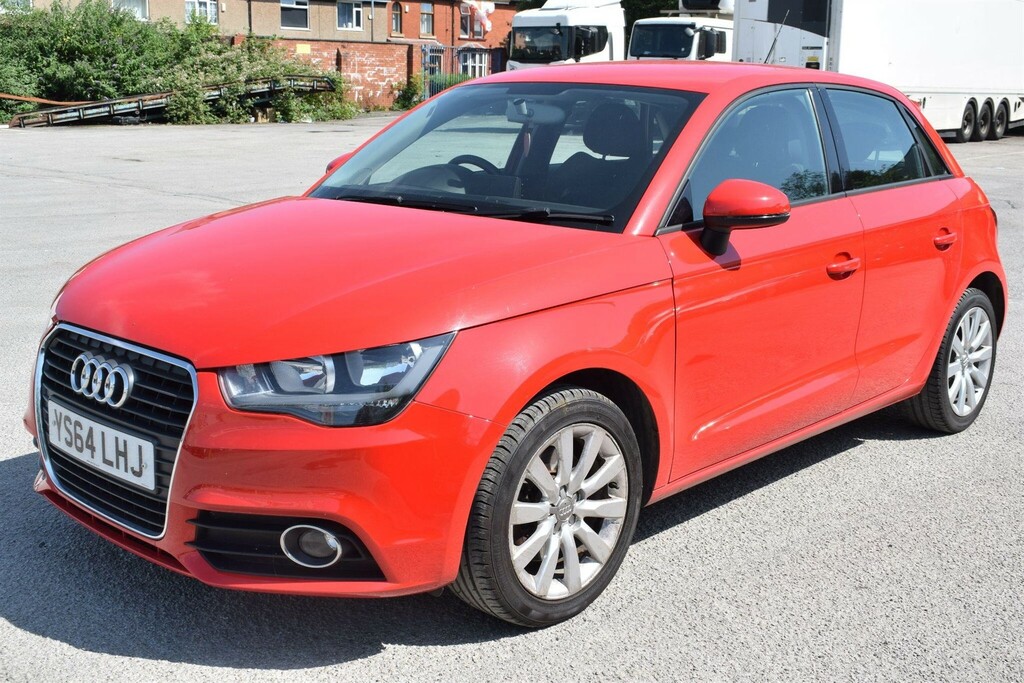 Audi A1 1.4 Tfsi Sport Sportback S Tronic Euro 5 Ss Red #5