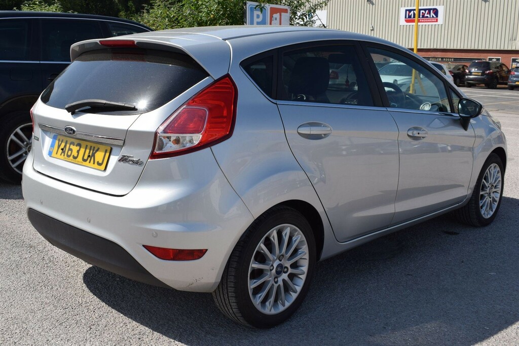 Ford Fiesta 1L Titanium X Black #16