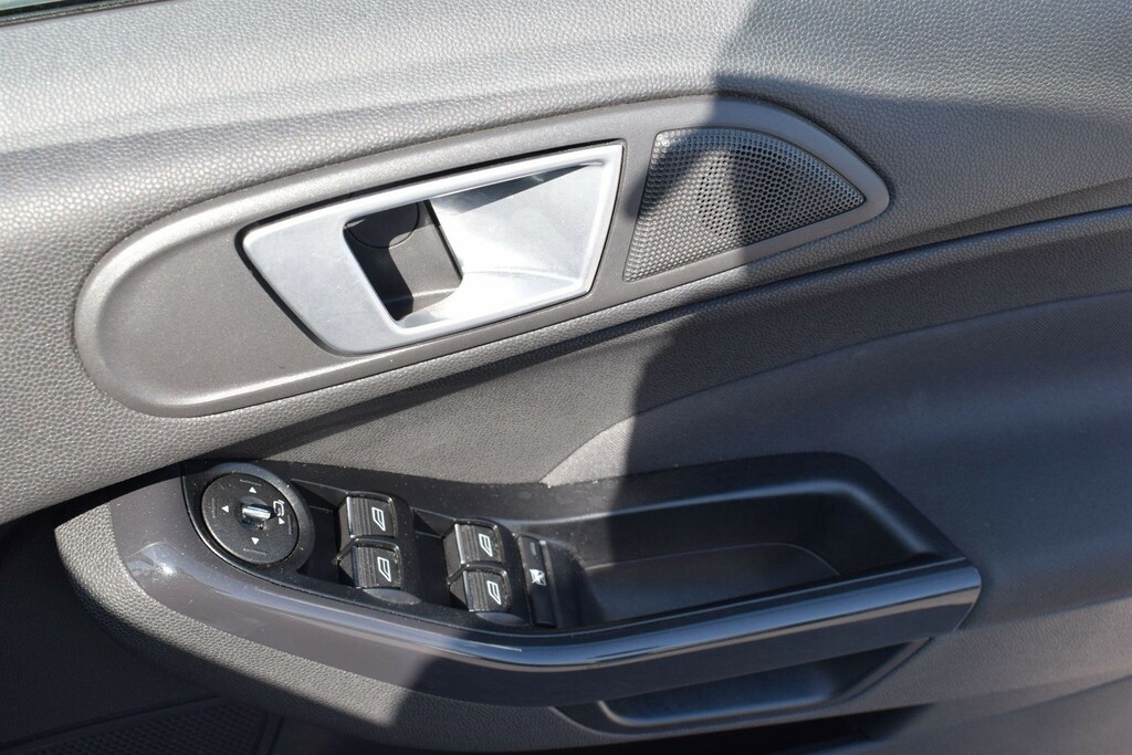Ford Fiesta 1L Titanium X Black #25