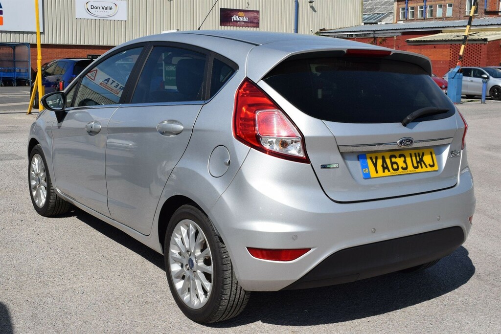 Ford Fiesta 1L Titanium X Black #13