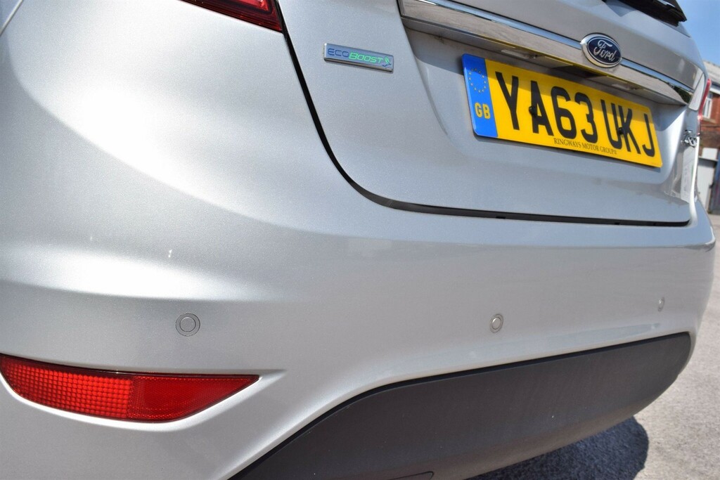 Ford Fiesta 1L Titanium X Black #10