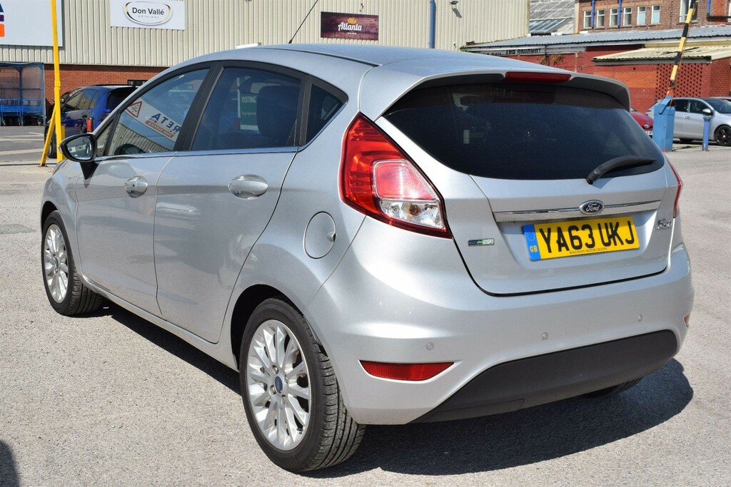 Ford Fiesta 1L Titanium X Black #7