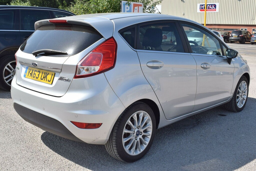 Ford Fiesta 1L Titanium X Black #2