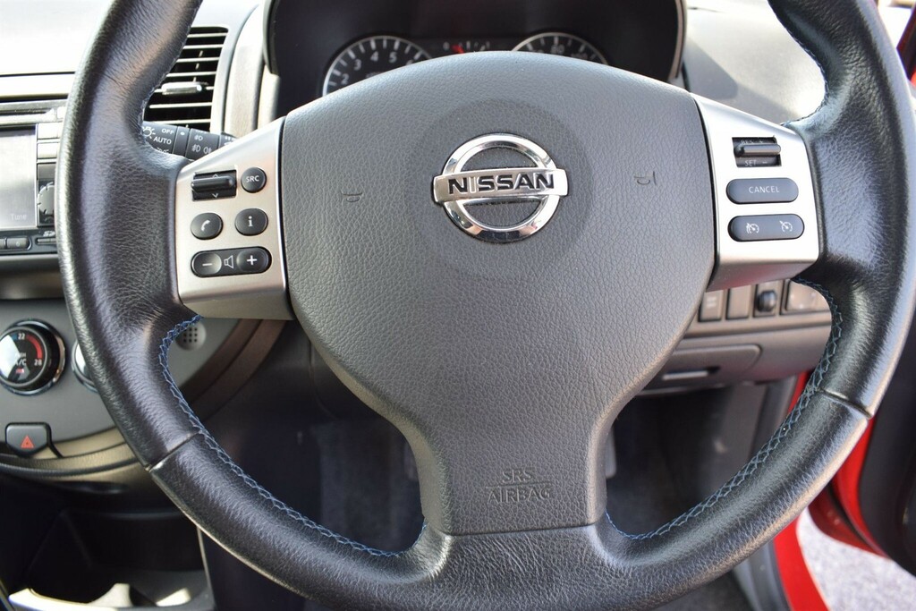 Nissan Note 1.6 16V N-tec Hatchback Euro 5 11 Red #18