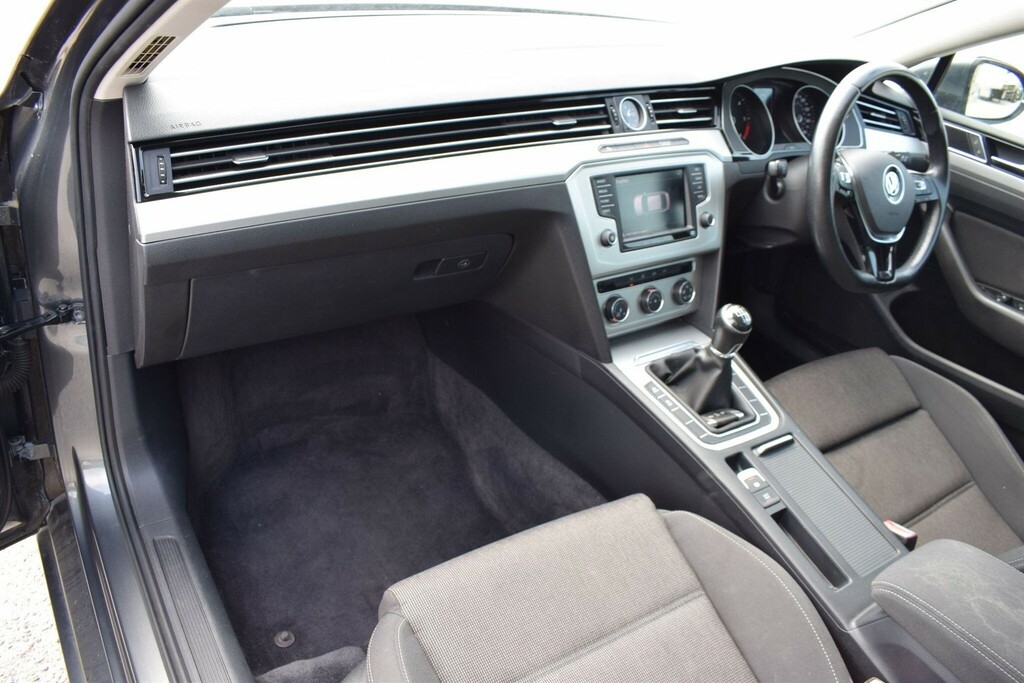 Volkswagen Passat 2L R Line Tdi Bluemotion Technology Dsg Silver #16