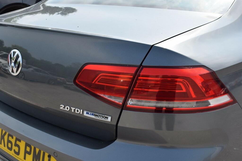 Volkswagen Passat 2L R Line Tdi Bluemotion Technology Dsg Silver #11