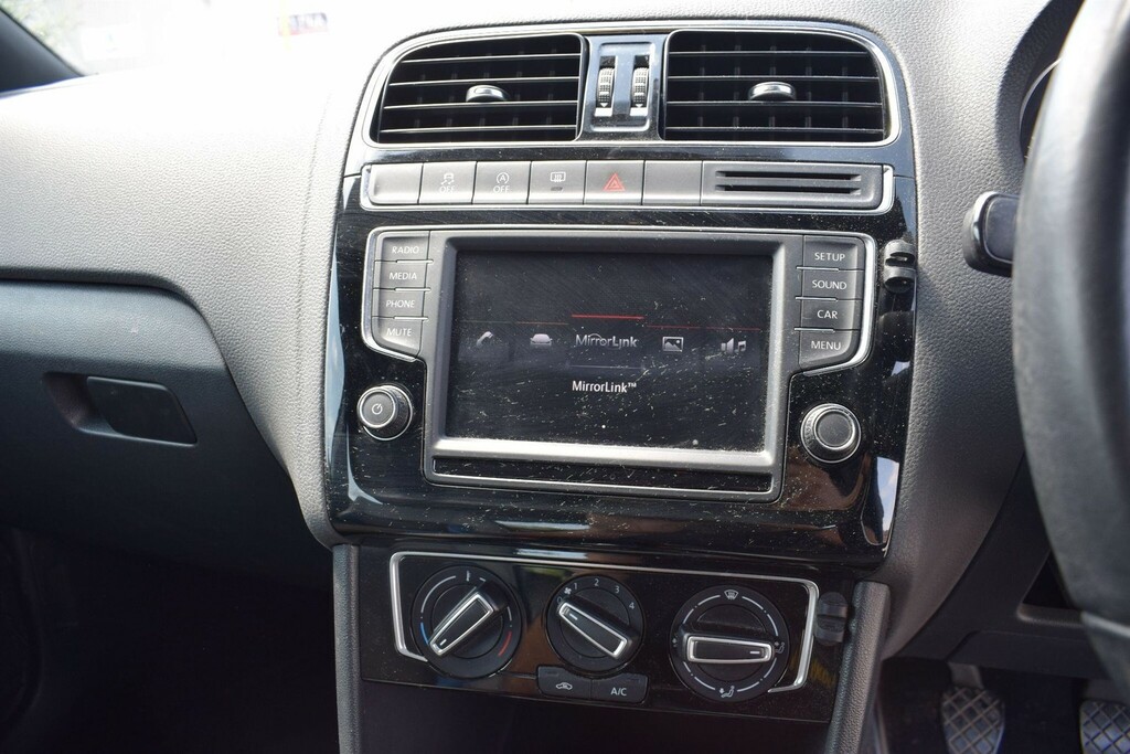 Volkswagen Polo 1.4 Tsi Bluemotion Tech Act Bluegt Euro 6 Ss Silver #4