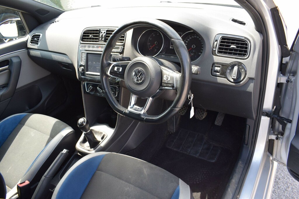 Volkswagen Polo 1.4 Tsi Bluemotion Tech Act Bluegt Euro 6 Ss Silver #3