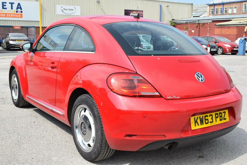 Volkswagen Beetle 2.0 Tdi Sport Red #7