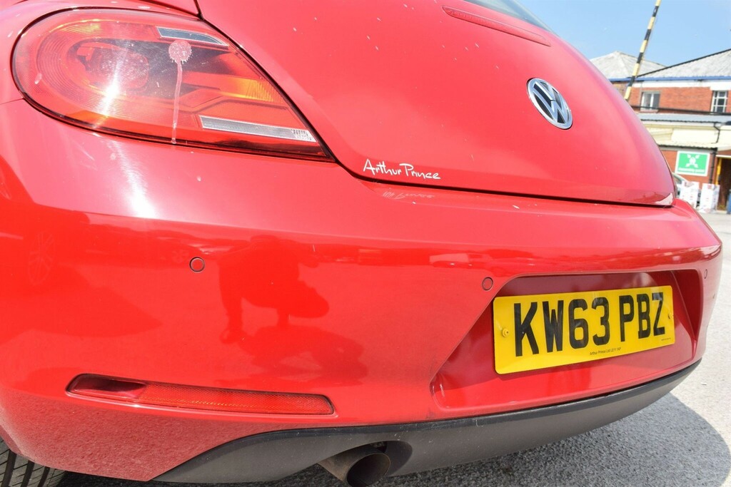 Volkswagen Beetle Hatchback Red #6