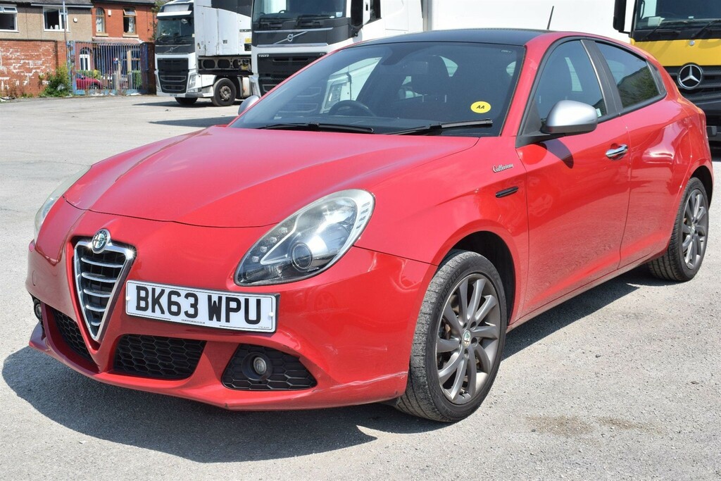 Alfa Romeo Giulietta Collezione Red #5