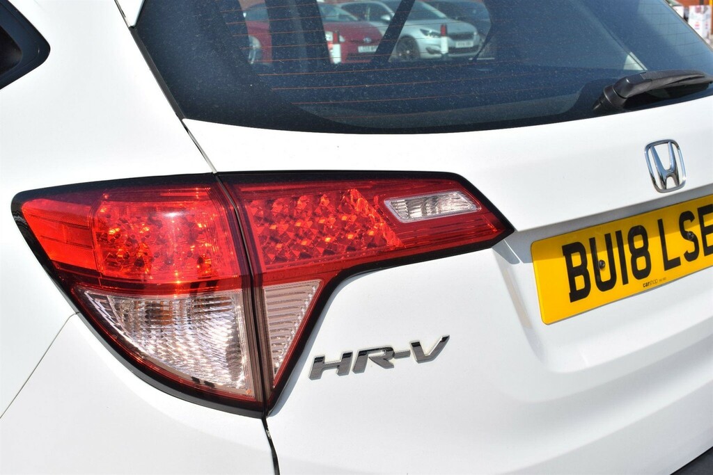 Honda Hr-V 1.6I-dtec Se Navi Man - Full History White #9