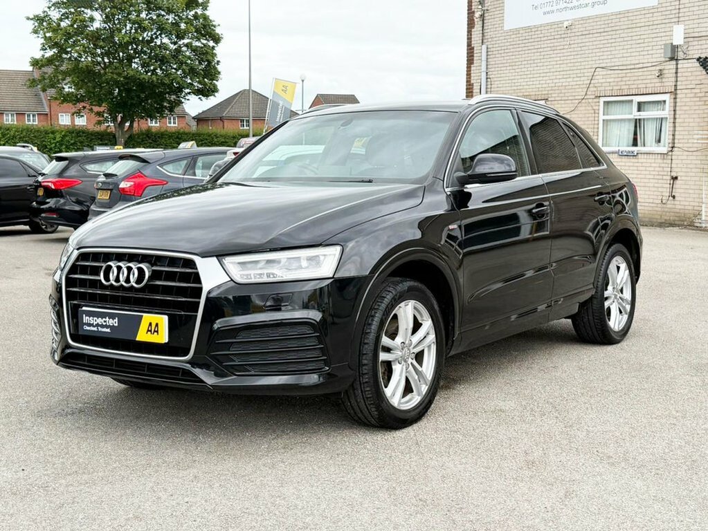 Audi Q3 1.4L S Line Black #4