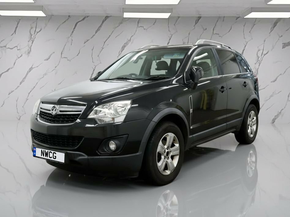 Vauxhall Antara 2.2L Exclusiv Black #2