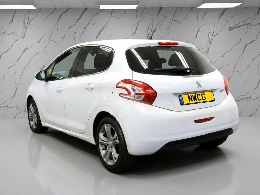 Peugeot 208 Active Blue #3