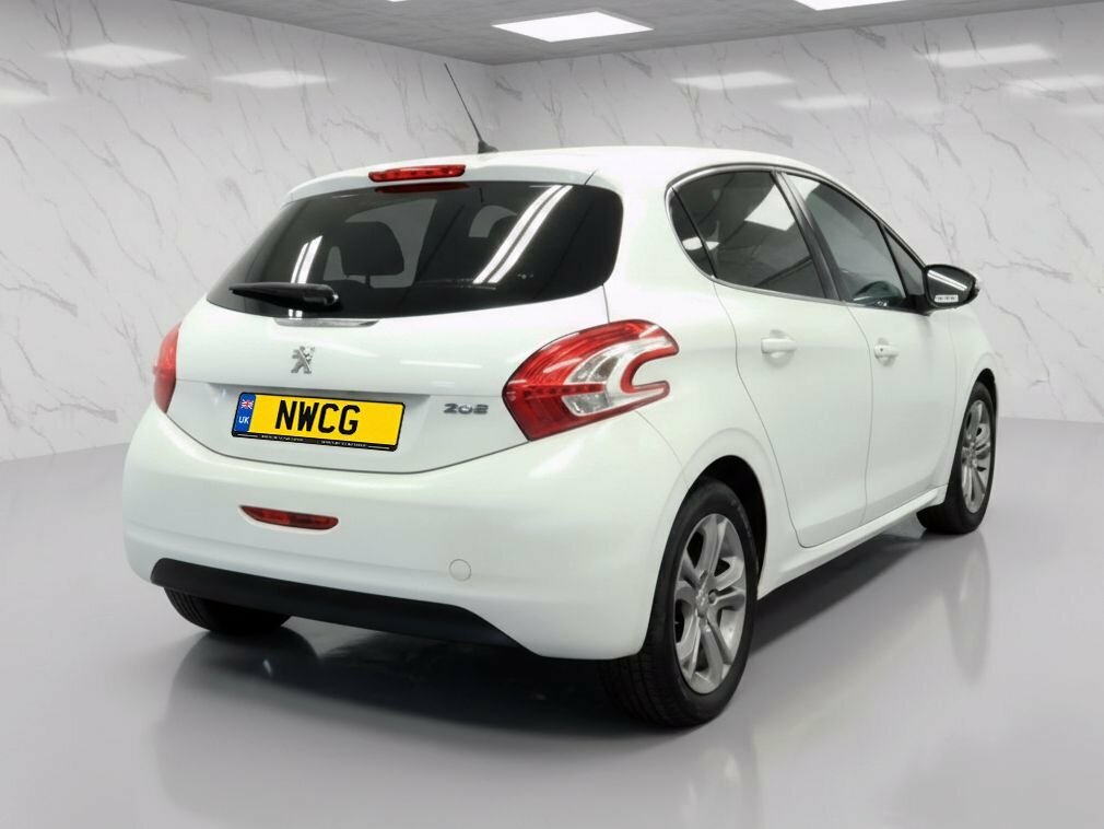 Peugeot 208 Active Blue #4