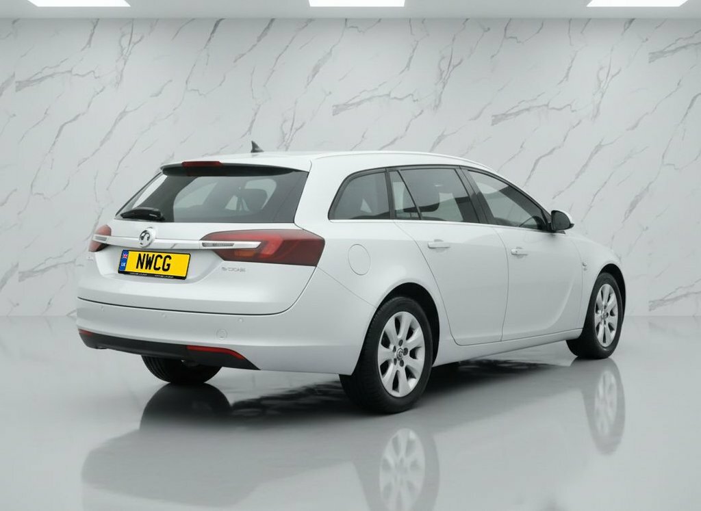 Vauxhall Insignia 2L Sri Nav Silver #4