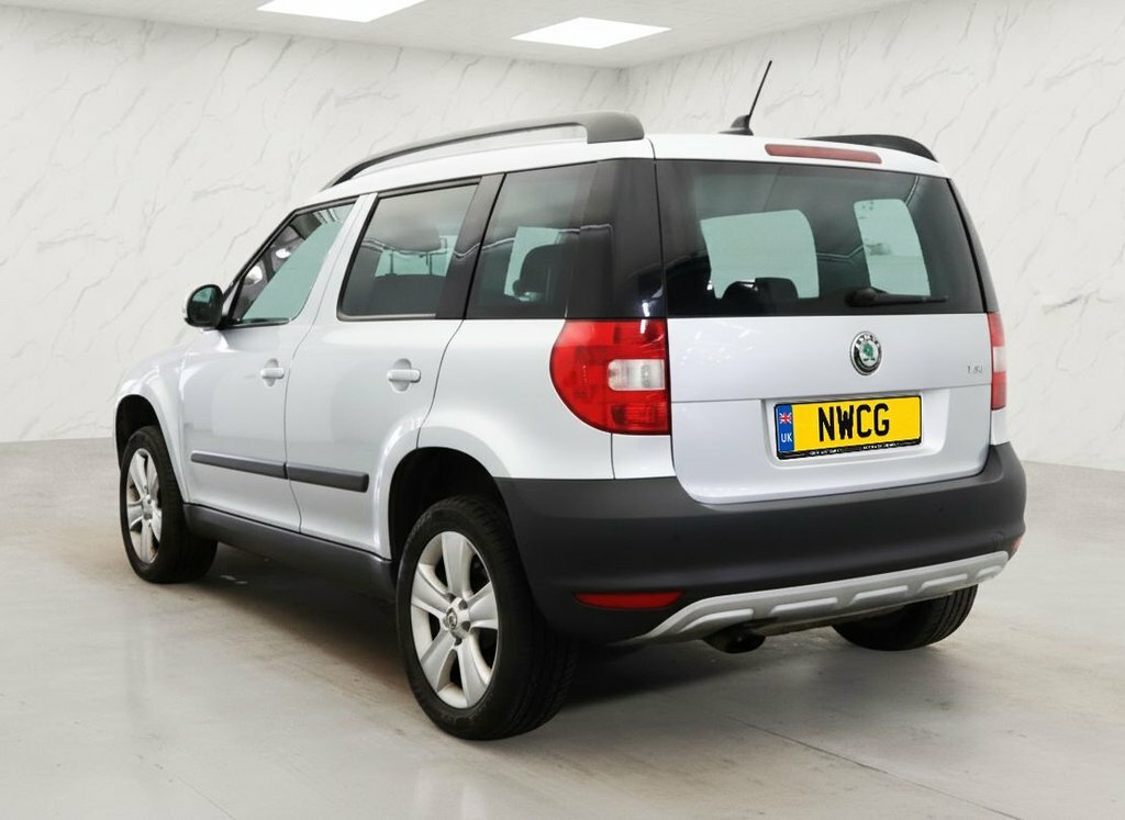 Skoda Yeti 1.2L Se Plus Silver #3