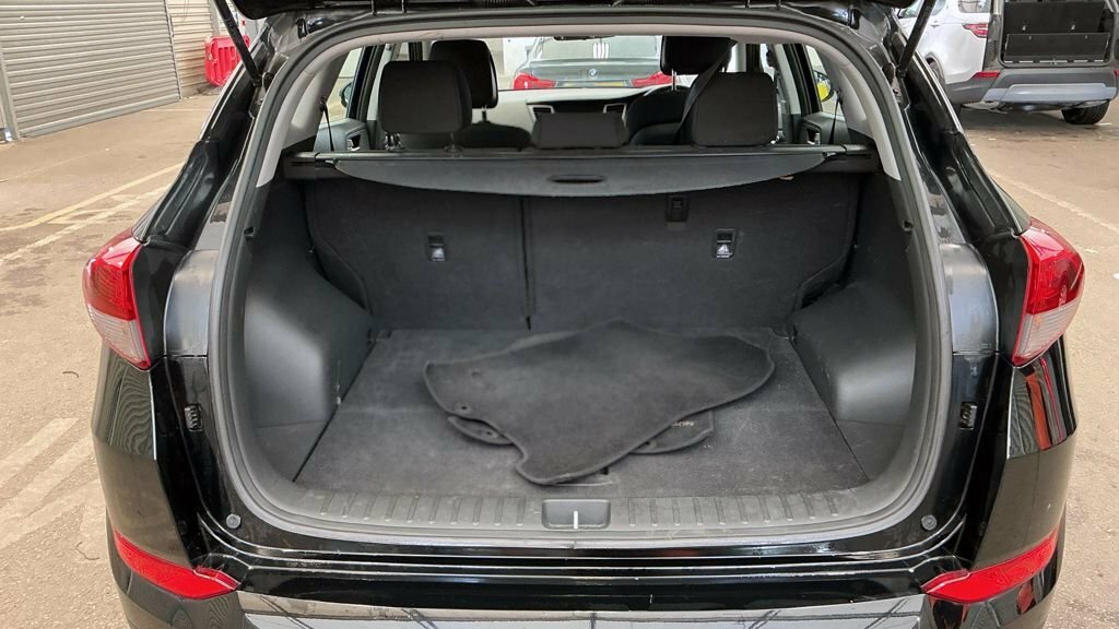 Hyundai Tucson 1.7L Se Nav Black #6