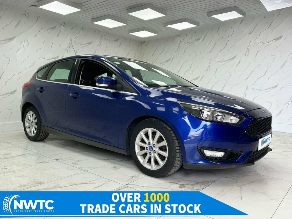 Ford Focus 1L Titanium Blue