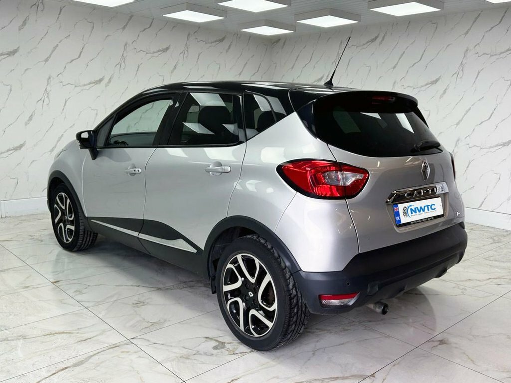 Renault Captur 0.9L Dynamique S Nav Silver #6