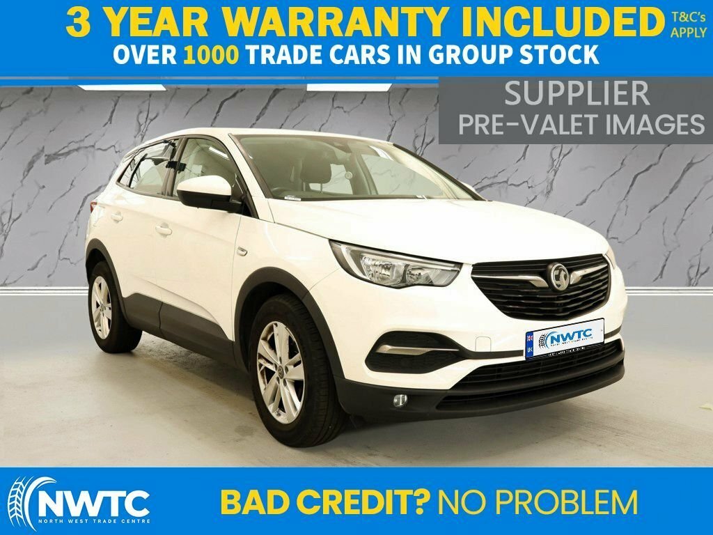 Vauxhall Grandland X 1.2L Se YE68KBV White