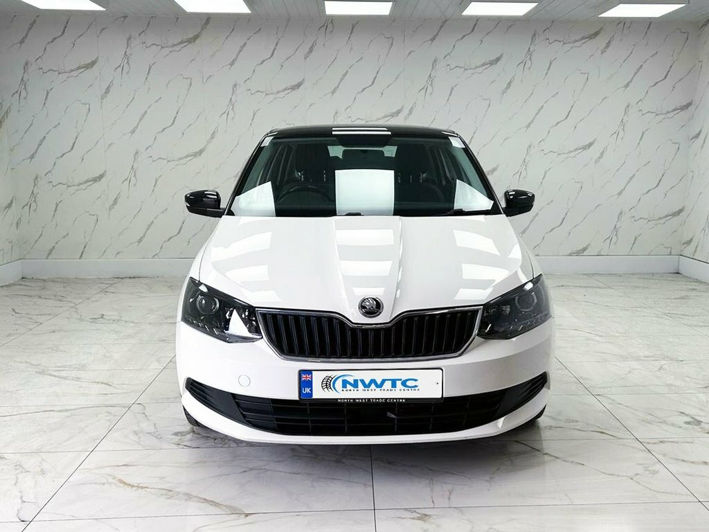Skoda Fabia 1.2L Colour Edition SO16HCZ White #3