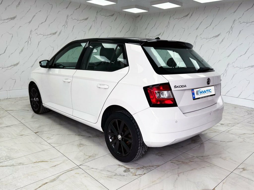 Skoda Fabia 1.2L Colour Edition SO16HCZ White #6
