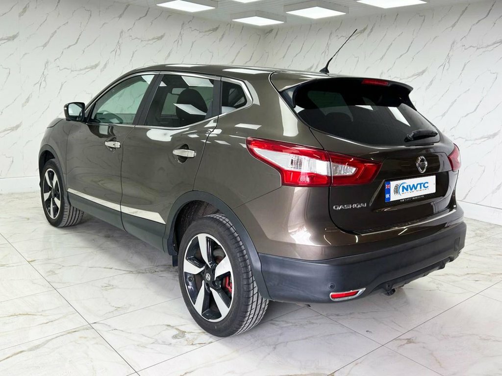 Nissan Qashqai 1.6L N-tec Beige #6