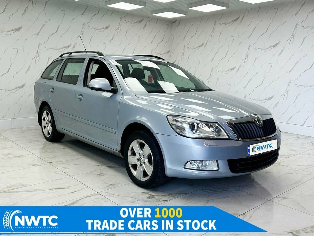 Skoda Octavia 1.6L Elegance Blue