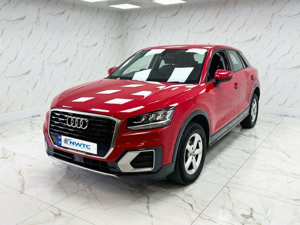 Audi Q2 1.6L Se SV67HBU Red #4