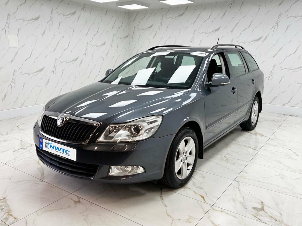Skoda Octavia 1.8L Elegance Grey #4