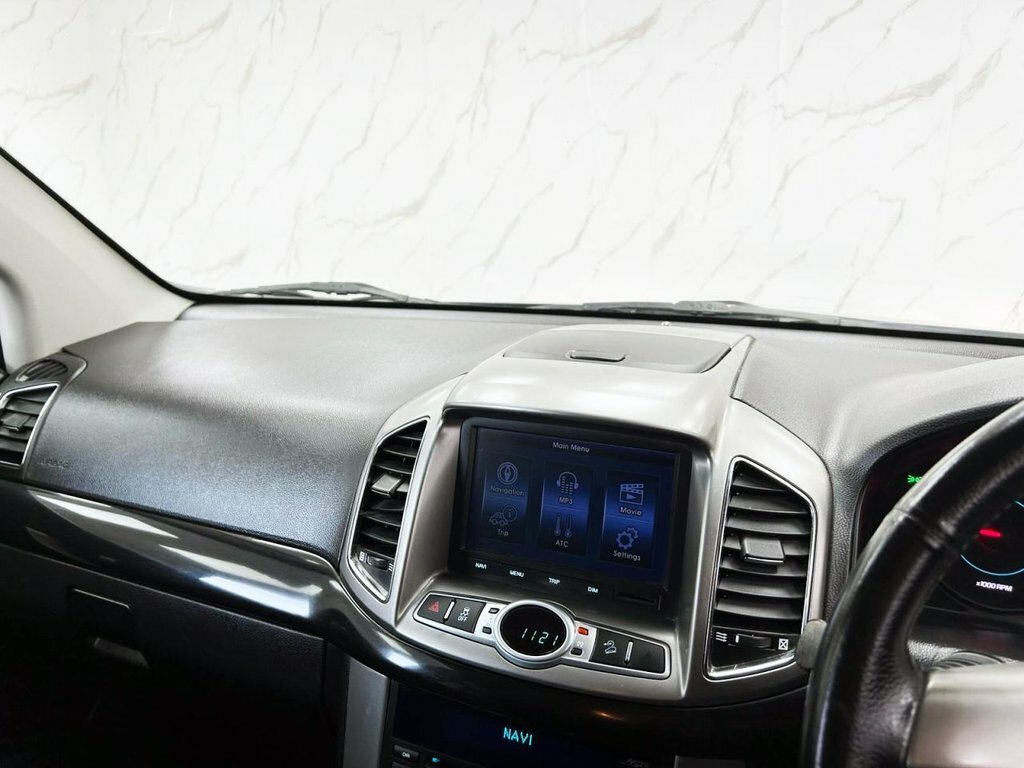 Chevrolet Captiva Lt Black #13