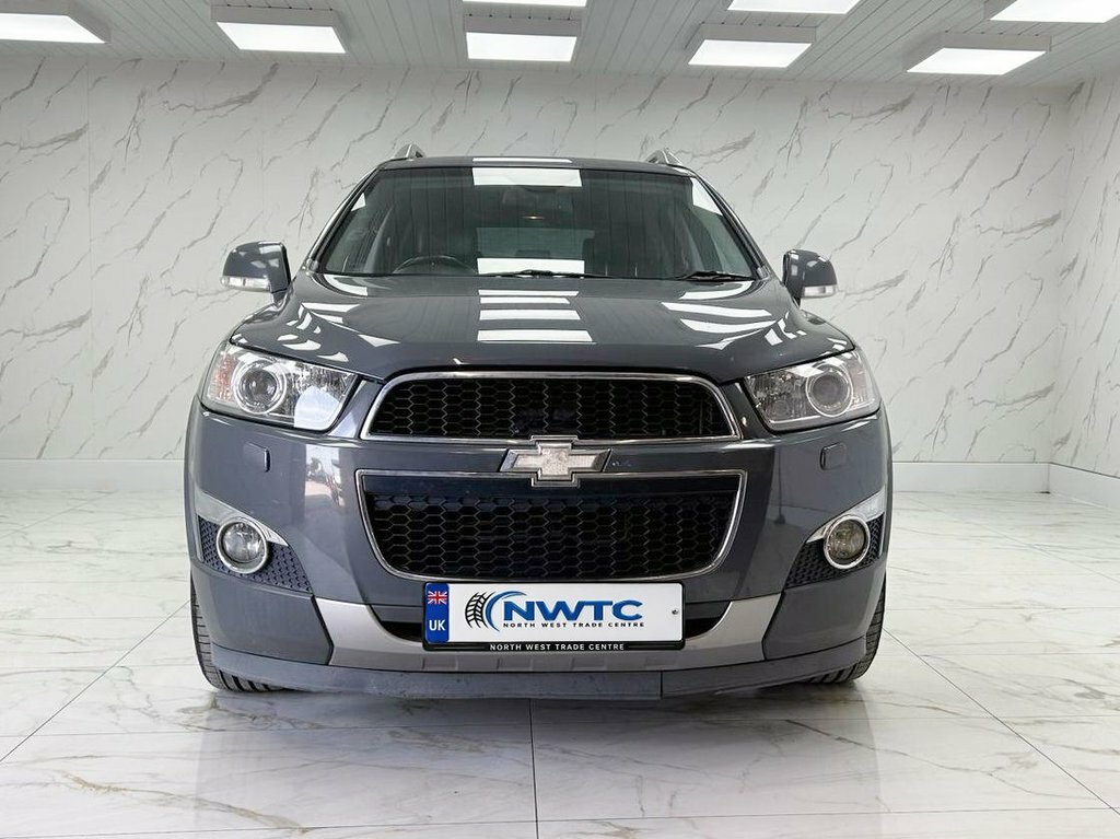 Chevrolet Captiva 2.2L Ltz Grey #3