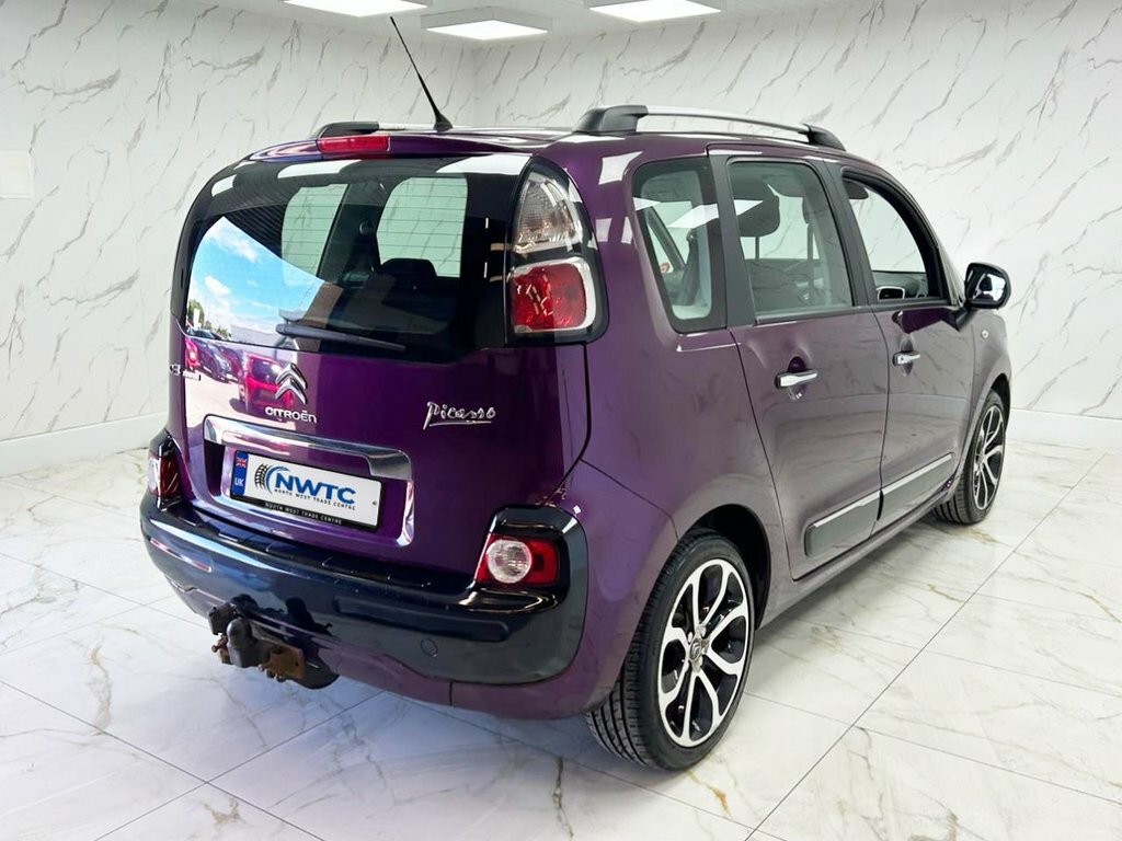 Citroen C3 Picasso Mpv White #9