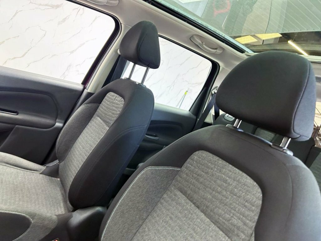 Citroen C3 Picasso Mpv White #11