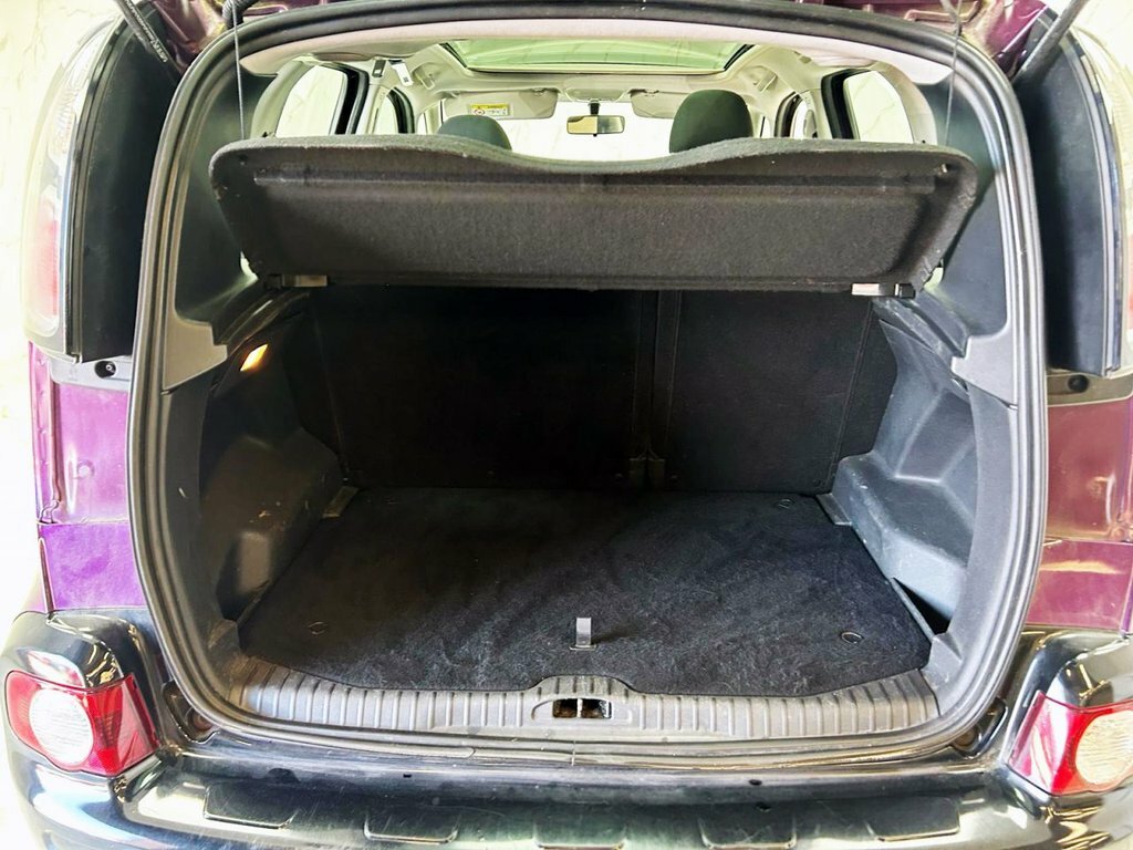 Citroen C3 Picasso Mpv White #19