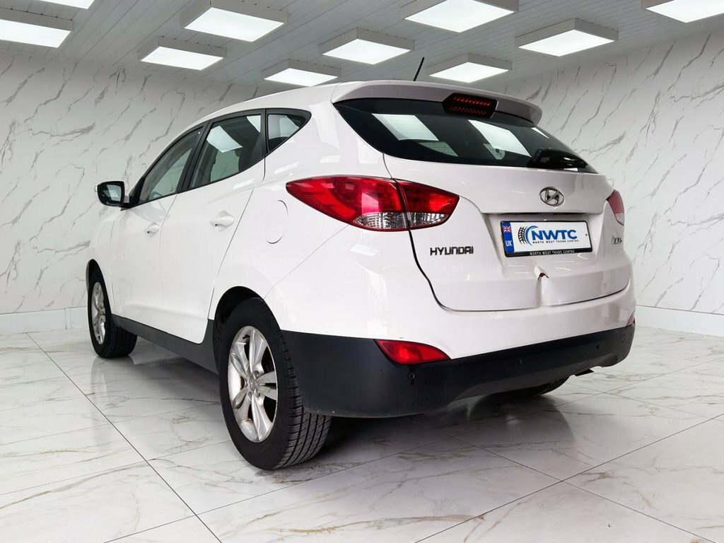 Hyundai Ix35 Ix35 Premium 2Wd Crdi White #7