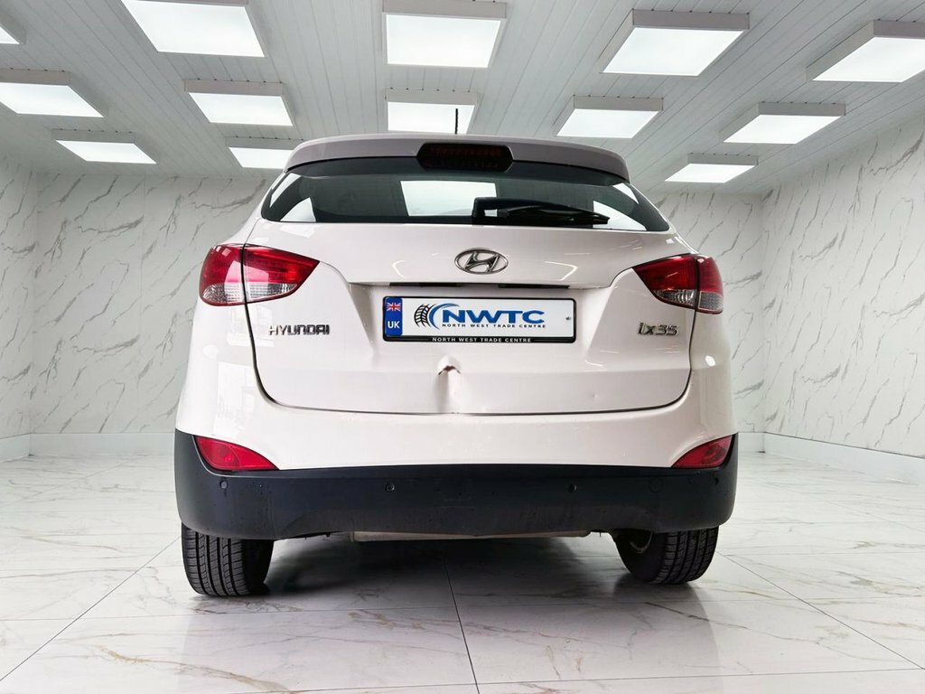 Hyundai Ix35 Ix35 Premium 2Wd Crdi White #8